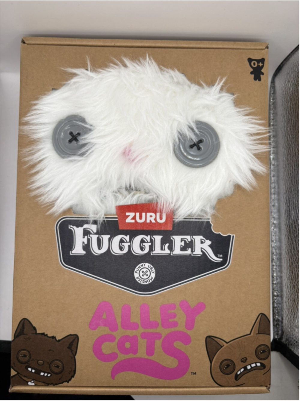 Catch me 🩷 Zuru Fuggler Alley Cats Prickly Pete White Cat 9 Inch Plush Toy